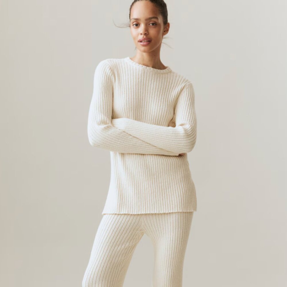 Flared Ribbed Kinit Sweater and Pants Set - Cream - size XL
